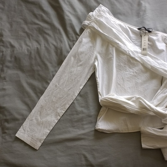 NWT Walter Baker one-shoulder self-tie blouse - Picture 5 of 6